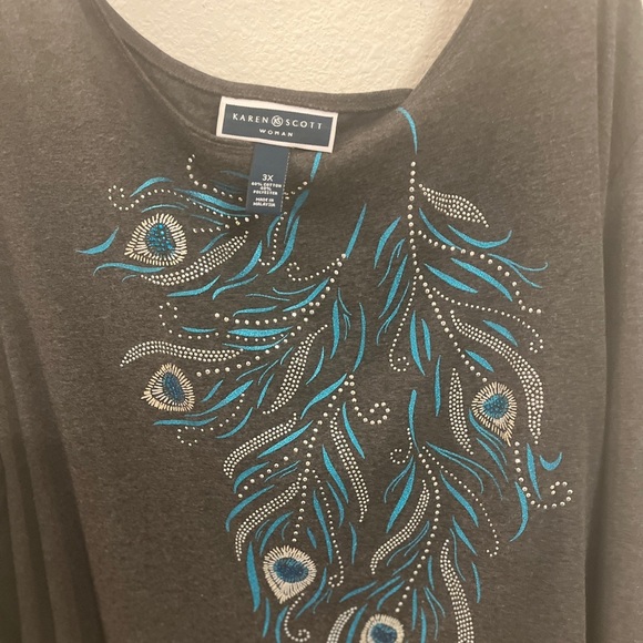 Karen Scott Plus Size 3X Gray Top Peacock Feather Graphic Embellished Bling top - Picture 1 of 15